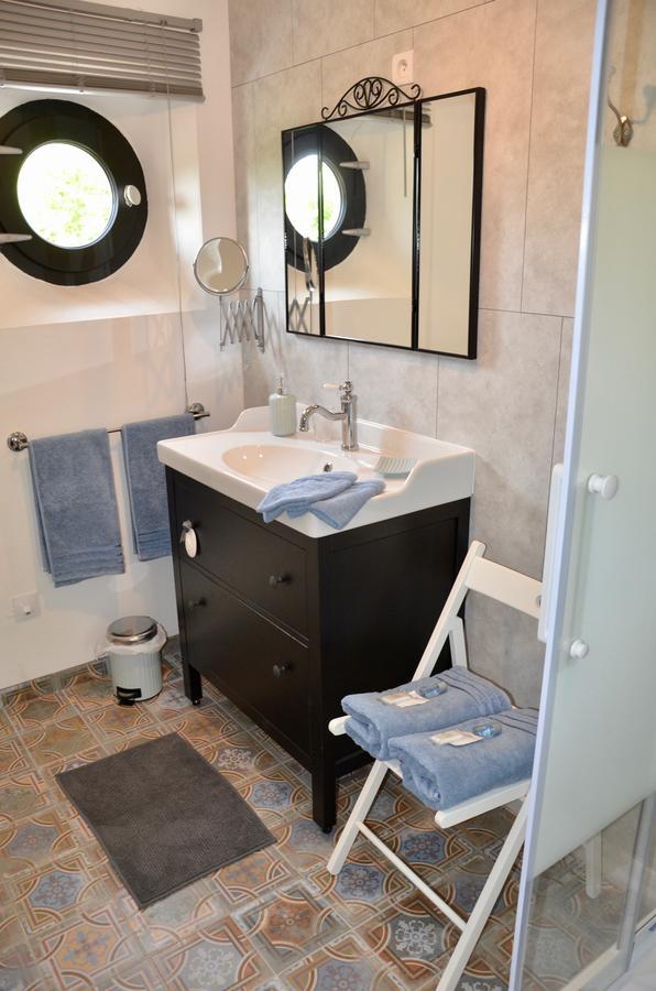 Bed and Breakfast L ' Authentique Pernes-les-Boulogne Exterior foto